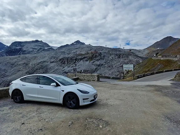 Tesla Model 3 2021 photo 4