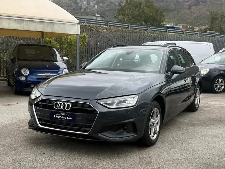 Audi A4 Avant 2021 photo 3