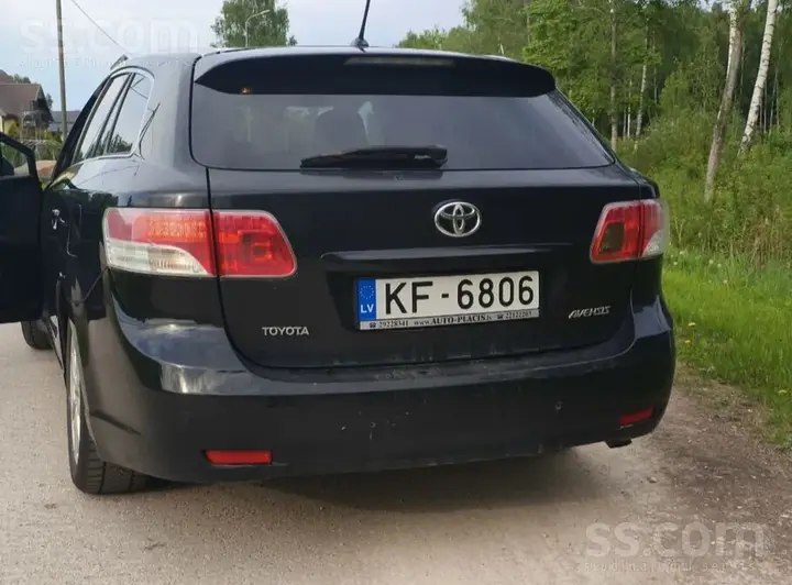 Toyota Avensis 2009 photo 2