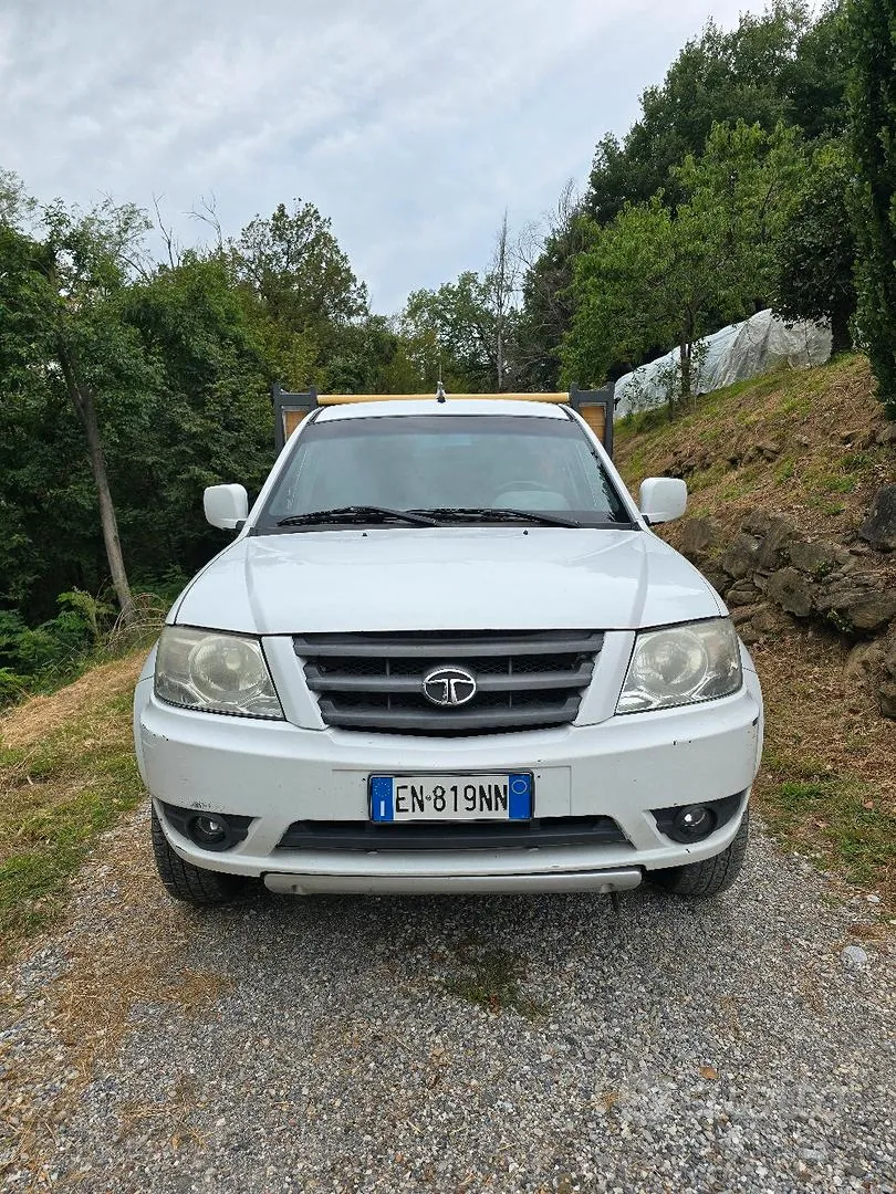 Tata Xenon