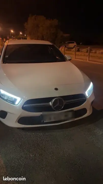 Mercedes-Benz A-Class 2018 photo 3