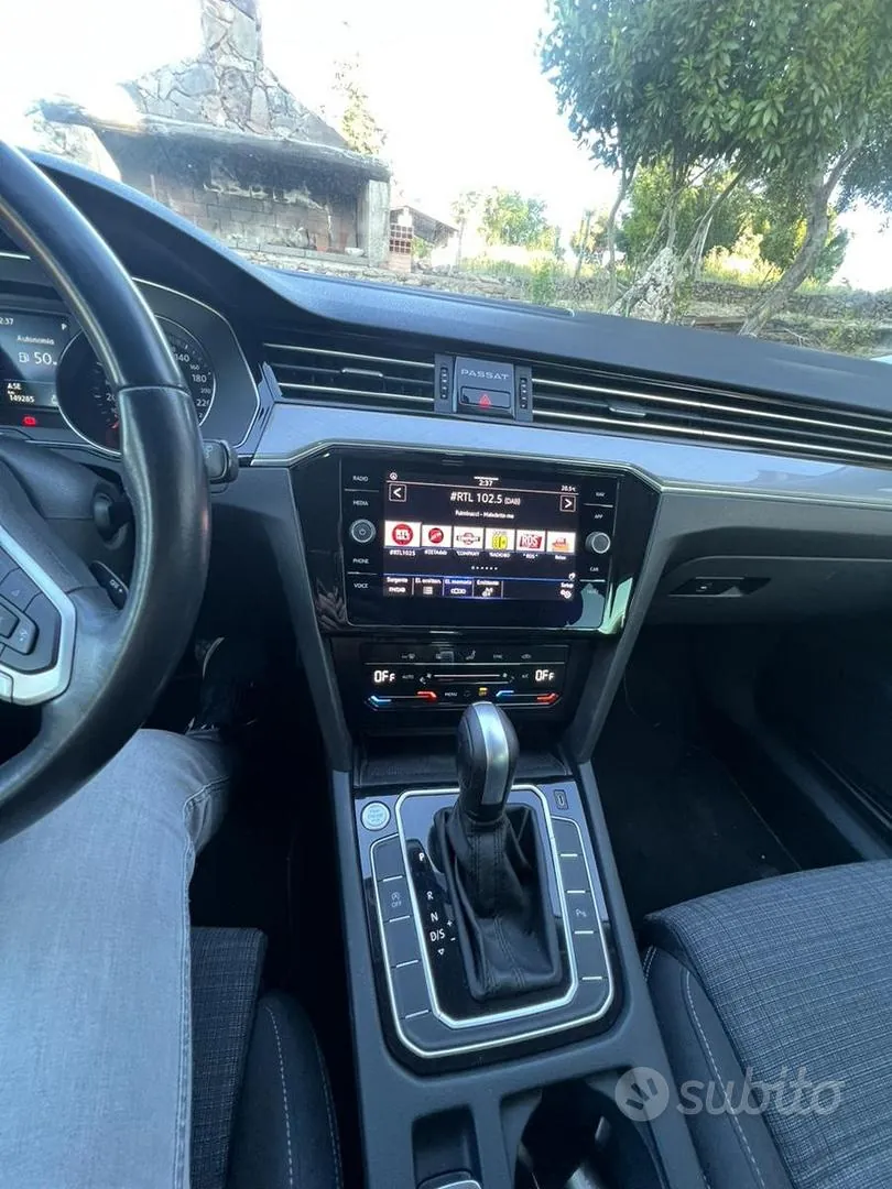 Volkswagen Passat 2022 photo 5