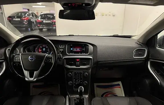 Volvo V40 2015 photo 5