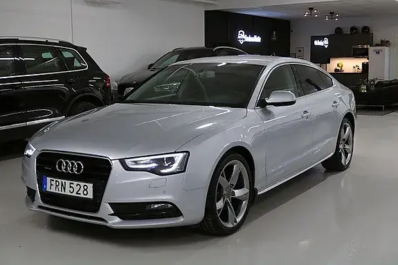 Audi A5 2013 photo 2