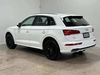 Audi Q5 2017 photo 3