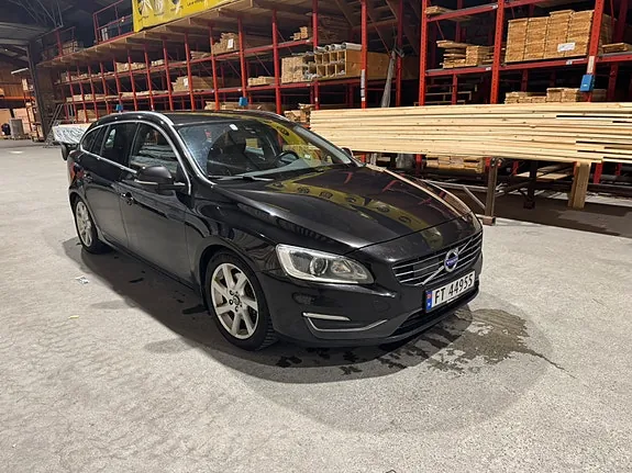 Volvo V60 2014 photo 2