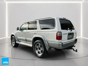 Toyota Hilux 1998 photo 3