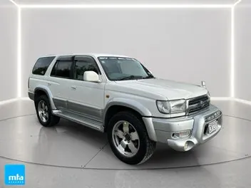 Toyota Hilux 1998 photo 2