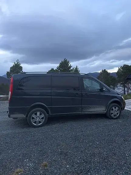 Mercedes-Benz Viano 2006 photo 2