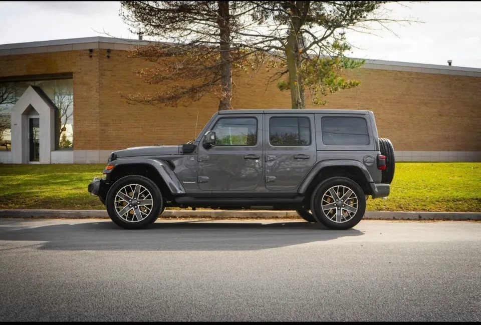 Jeep Wrangler 2023 photo 3