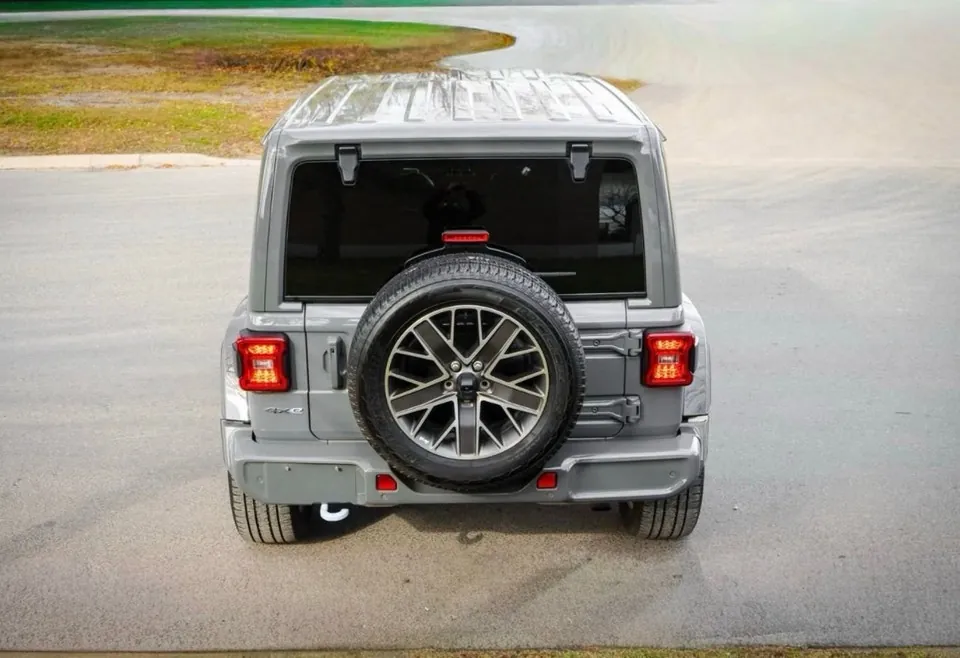 Jeep Wrangler 2023 photo 4