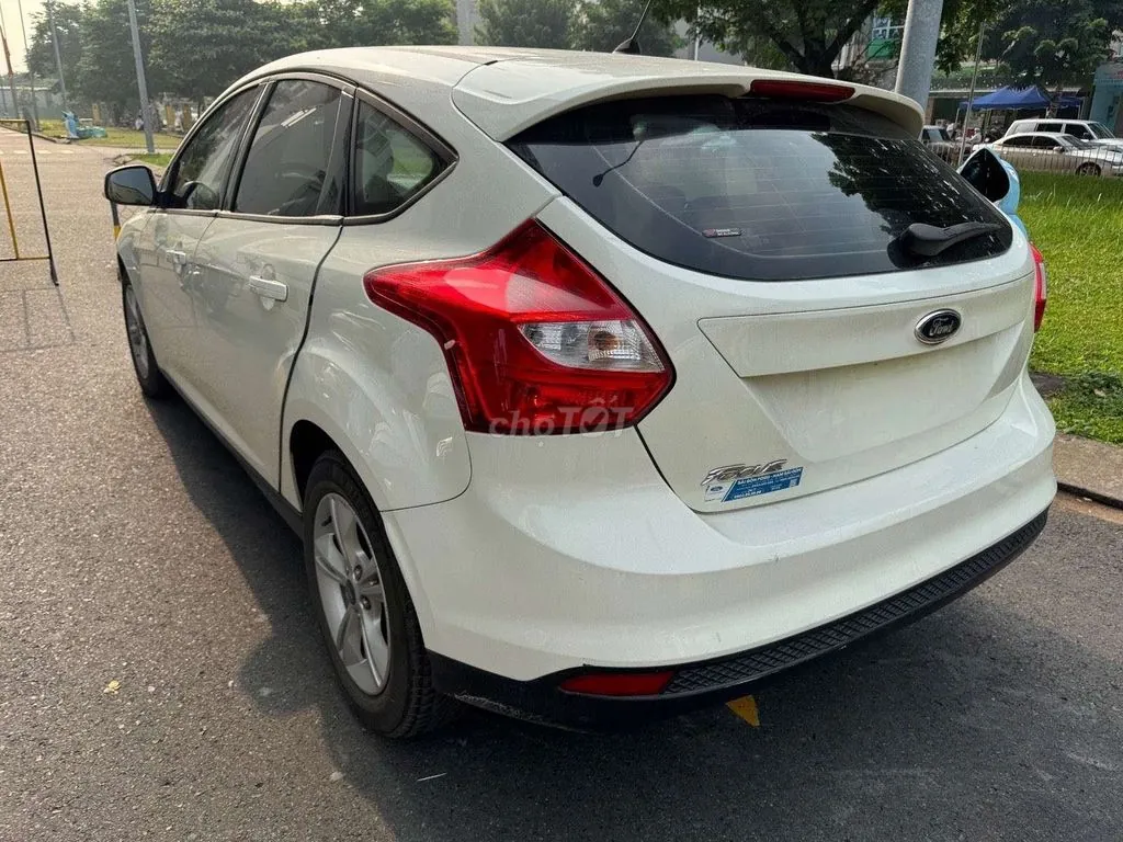 Ford Focus 2013 photo 2