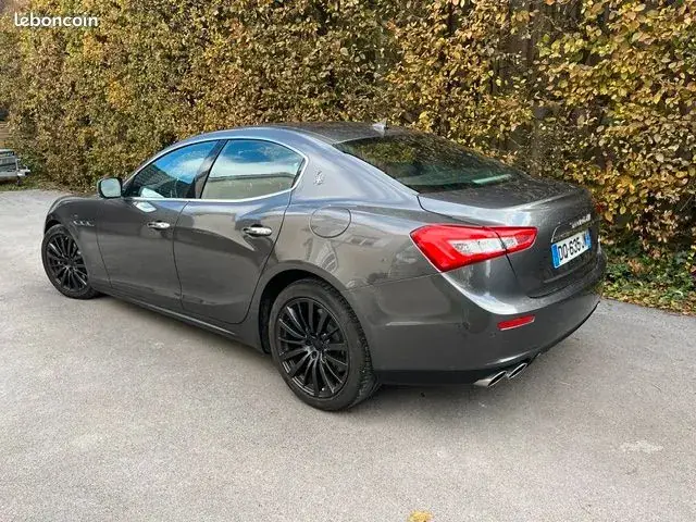 Maserati Ghibli 2015 photo 2