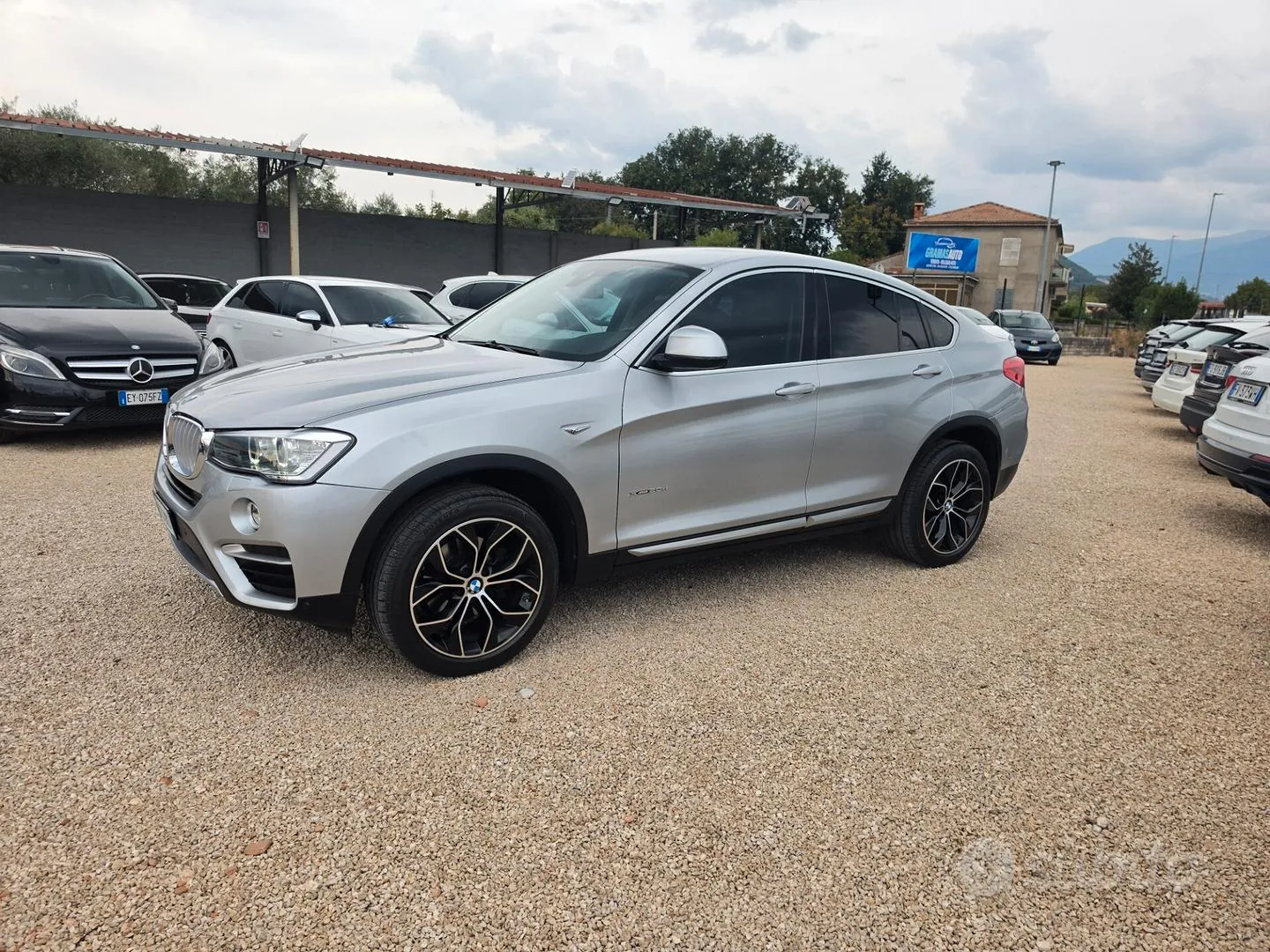 BMW X4 2017 photo 2