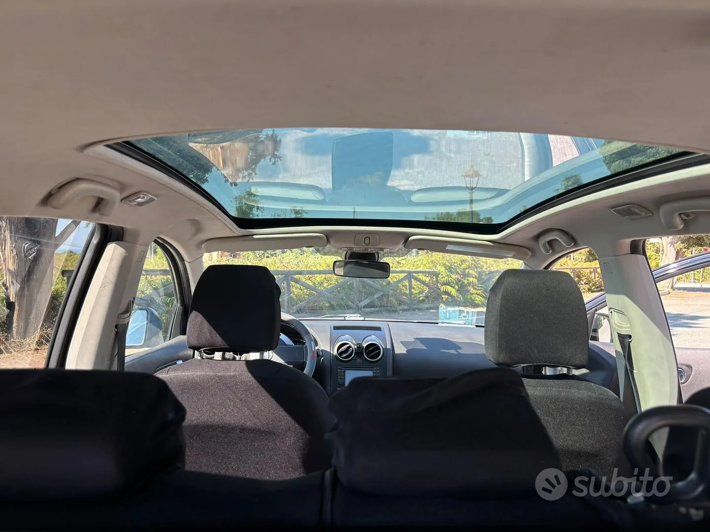Nissan Qashqai 2011 photo 4