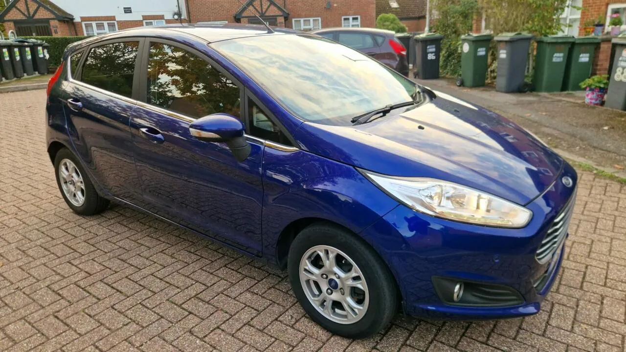 Ford Fiesta 2017 photo 2
