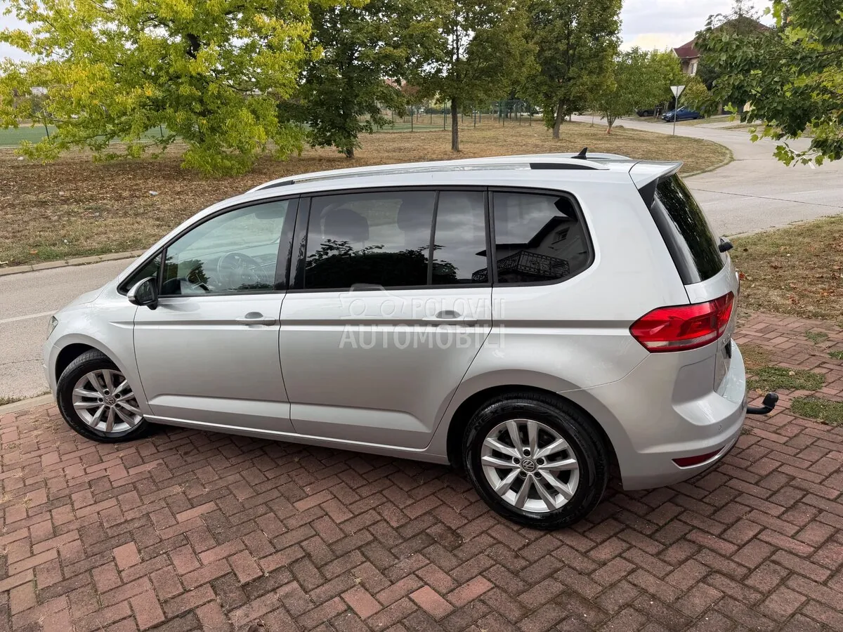 Volkswagen Touran 2016 photo 4