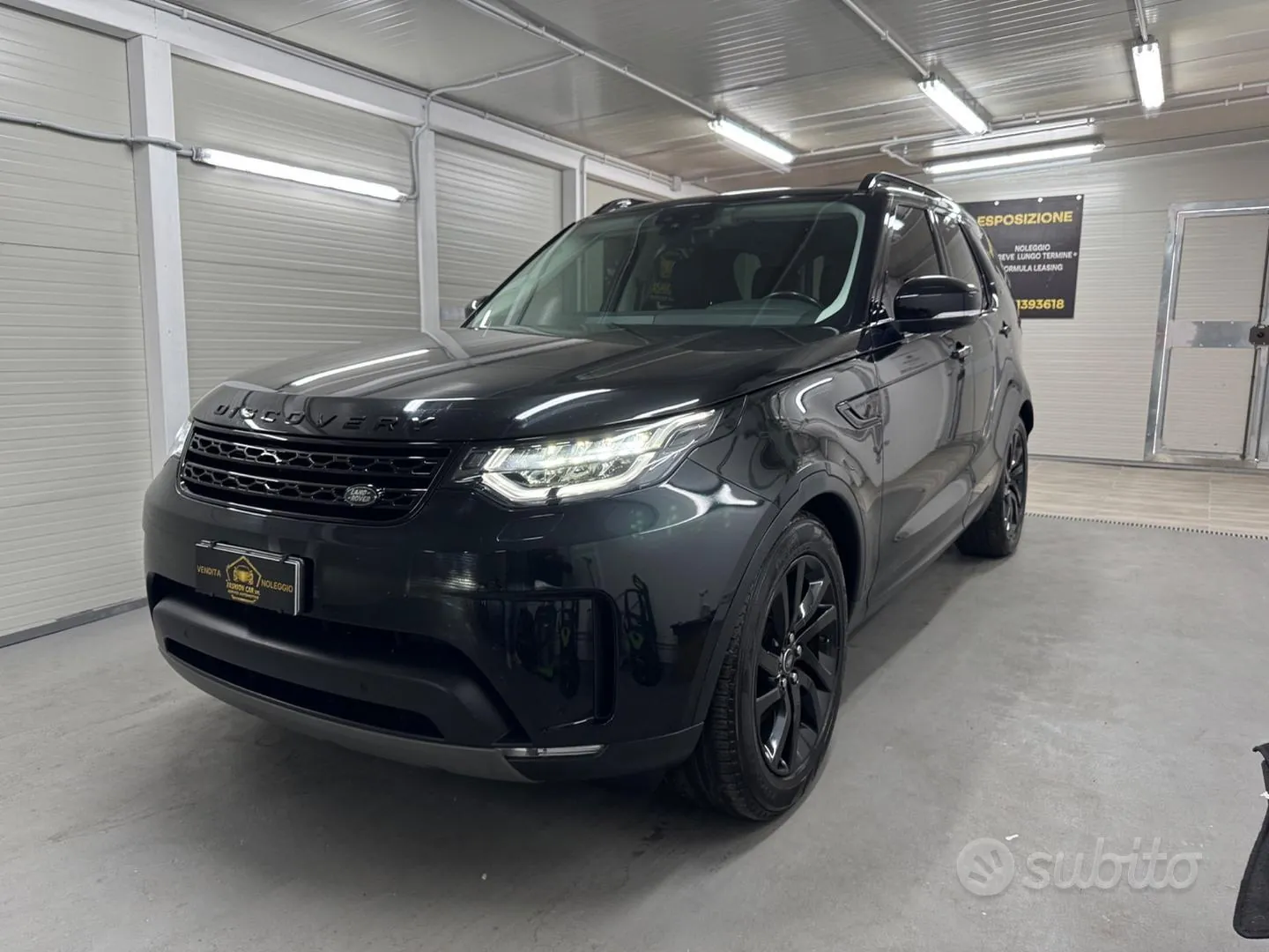 Land Rover Discovery 2018 photo 3