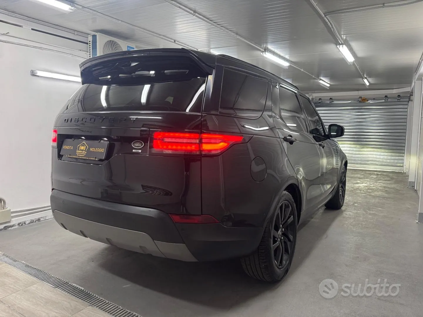 Land Rover Discovery 2018 photo 4