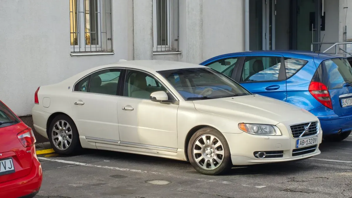 Volvo S80