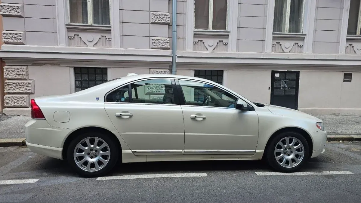 Volvo S80 2009 photo 2