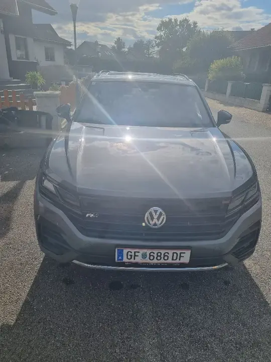 Volkswagen Touareg 2018 photo 3