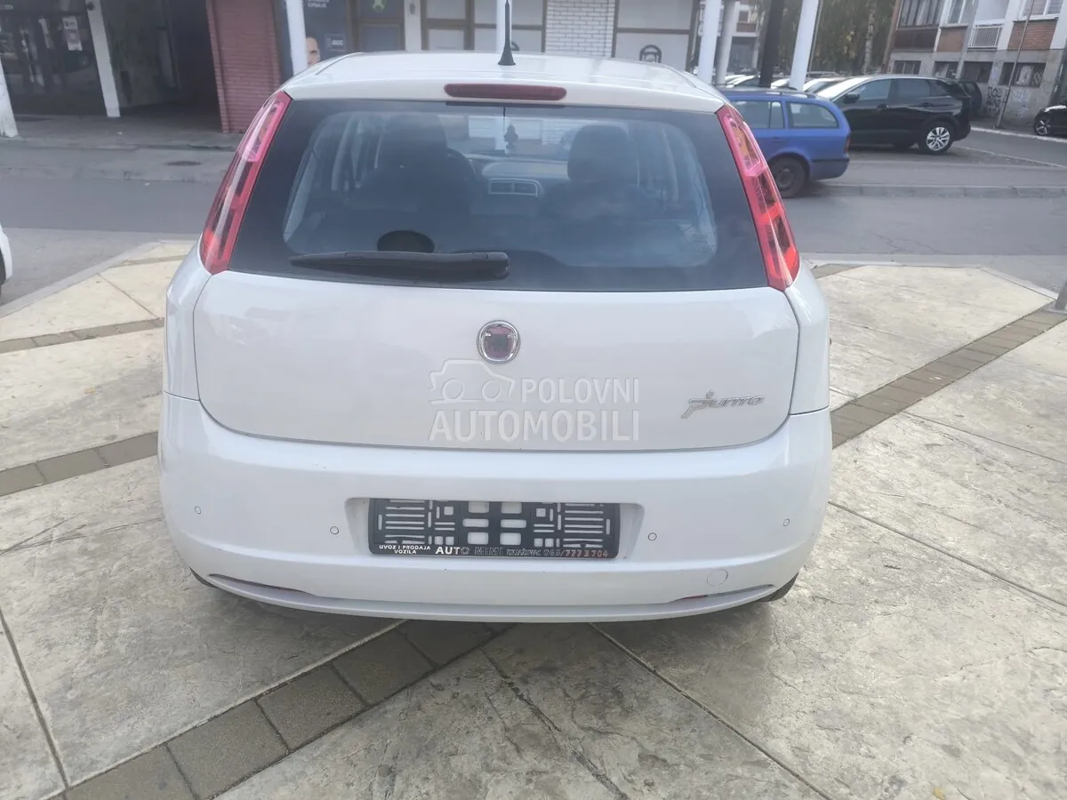 Fiat Grande Panda 2009 photo 4