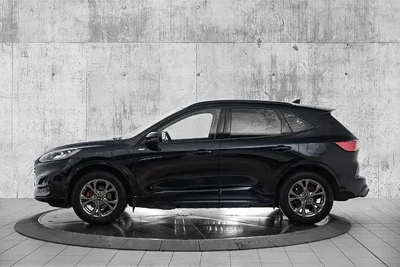 Ford Kuga 2023 photo 2