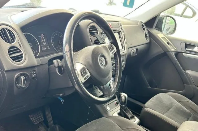 Volkswagen Tiguan 2010 photo 4
