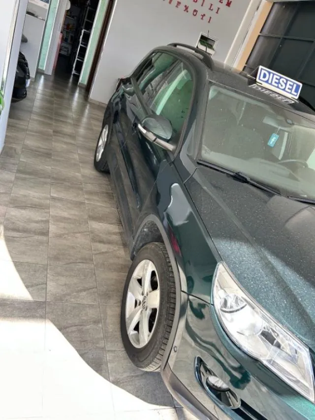 Volkswagen Tiguan 2010 photo 2