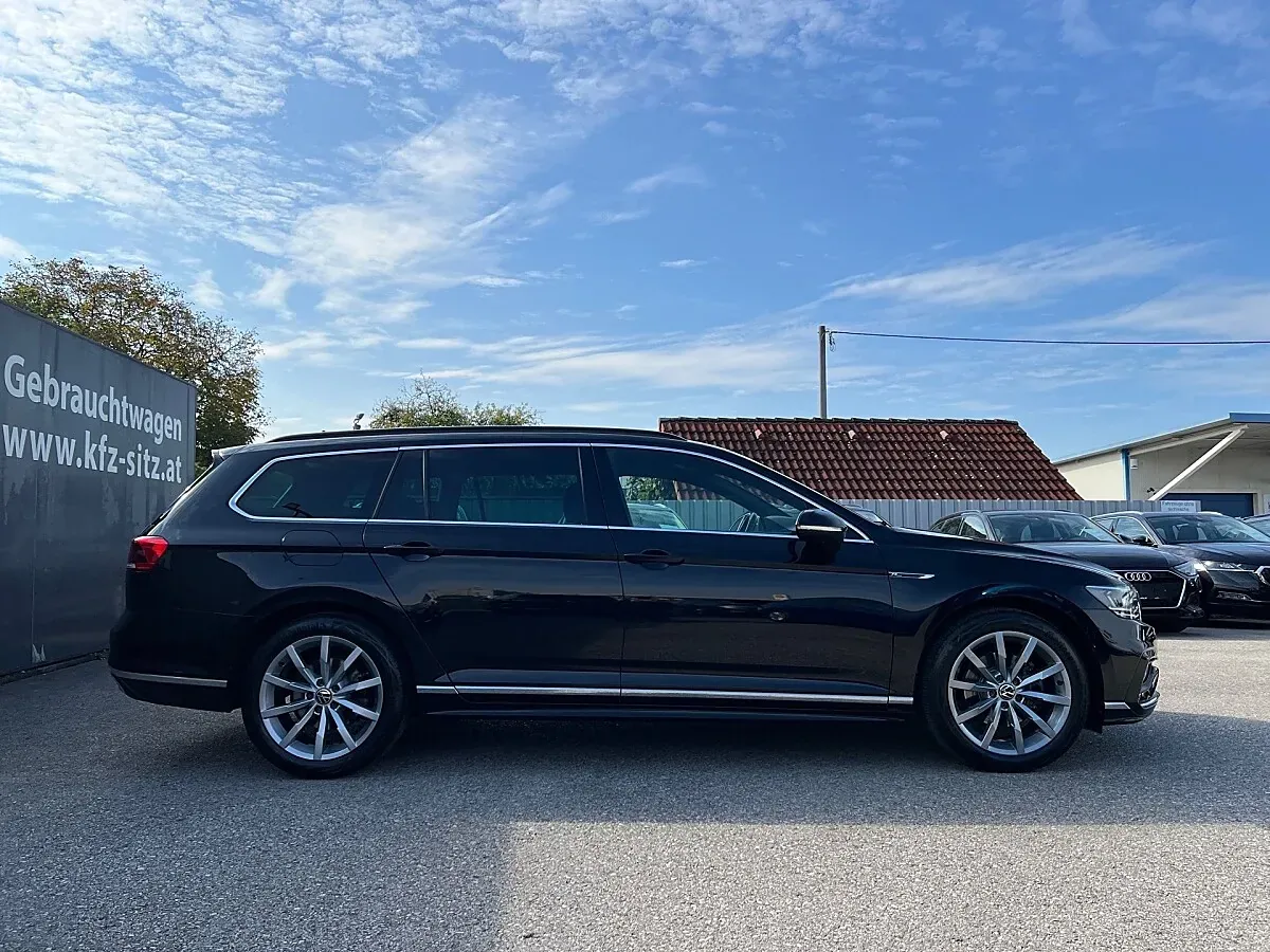 Volkswagen Passat 2023 photo 2