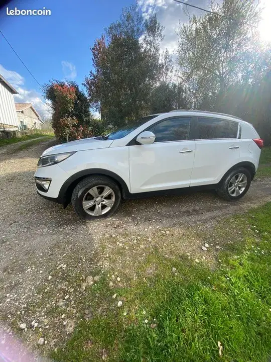 Kia Sportage 2013 photo 2