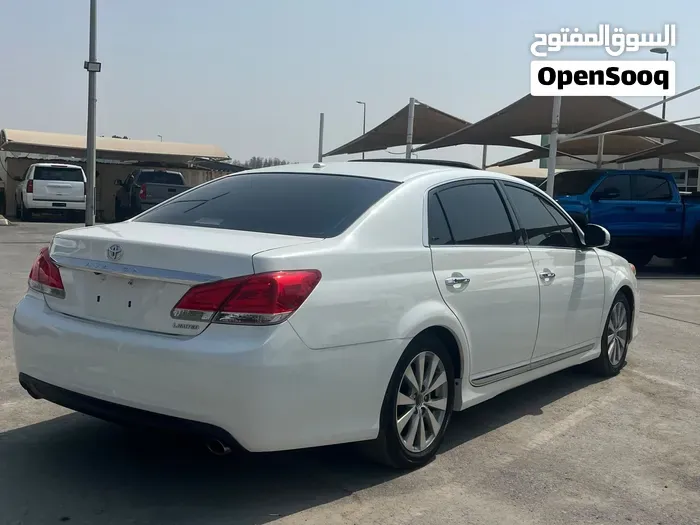 Toyota Avalon 2011 photo 4