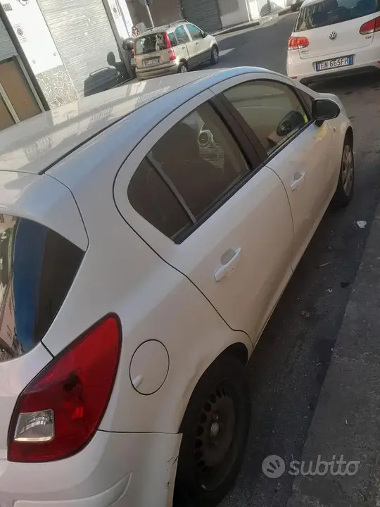 Opel Corsa 2012 photo 3
