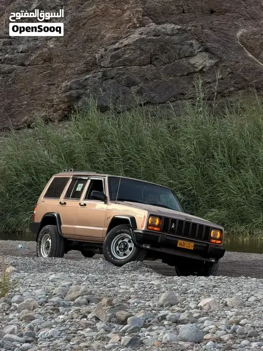 Jeep Cherokee