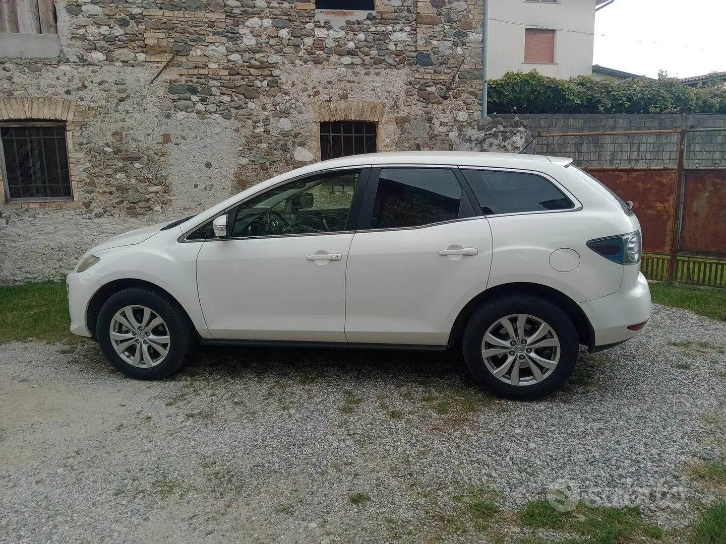 Mazda Cx-7 2011 photo 2