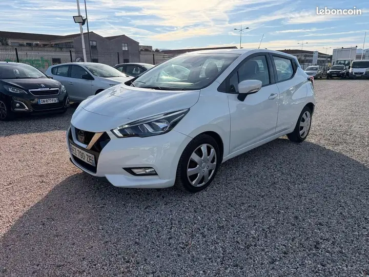 Nissan Micra 2018 photo 2
