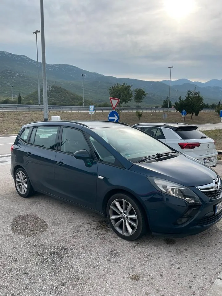 Opel Zafira Tourer