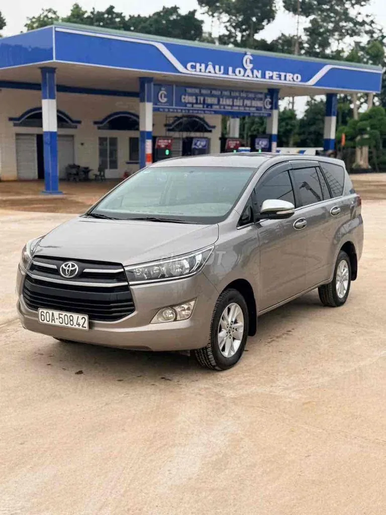 Toyota Innova 2017 photo 3