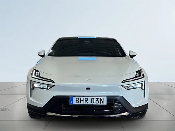 Polestar 4 2025 photo 2