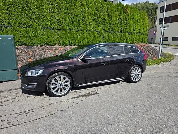 Volvo V60 2016 photo 2