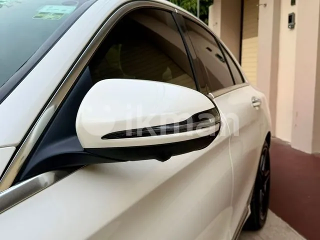 Mercedes-Benz C350 2016 photo 4