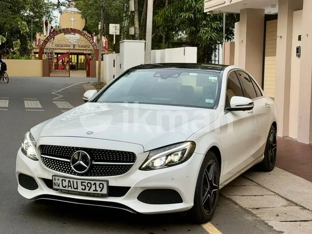 Mercedes-Benz C350 2016 photo 2