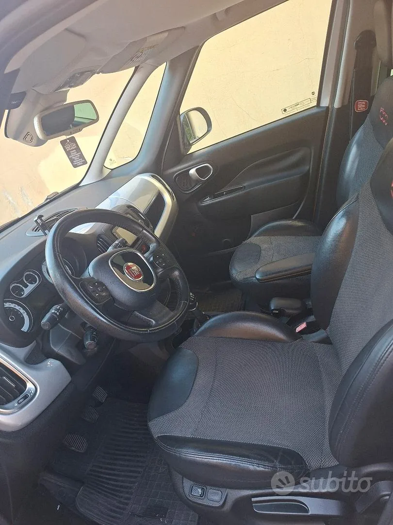 Fiat 500L 2015 photo 4