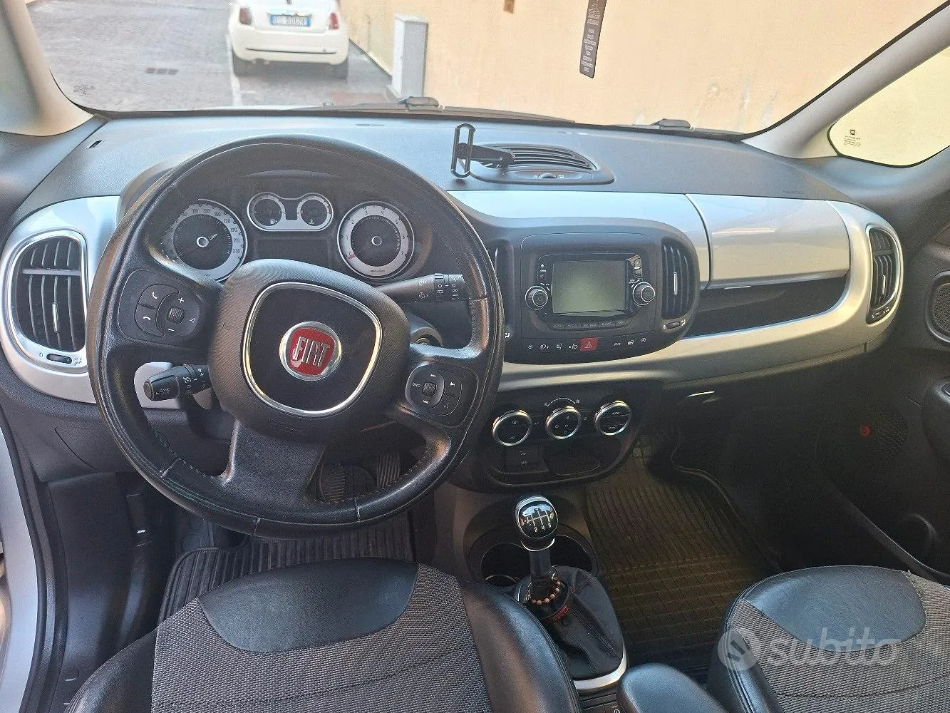 Fiat 500L 2015 photo 3