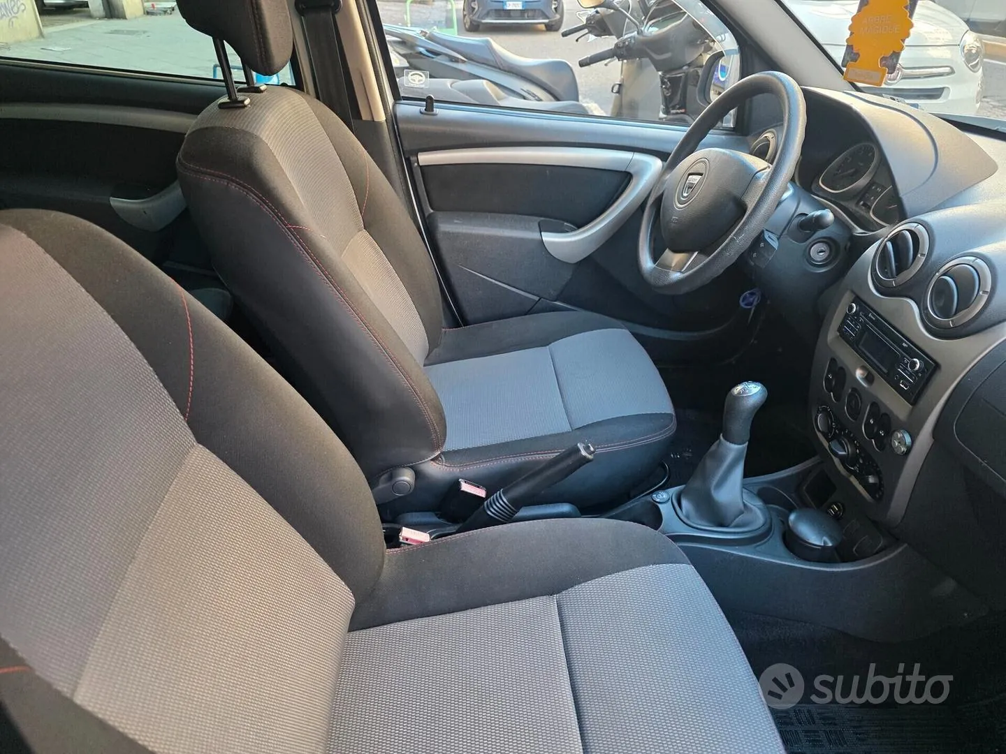 Dacia Duster 2013 photo 5