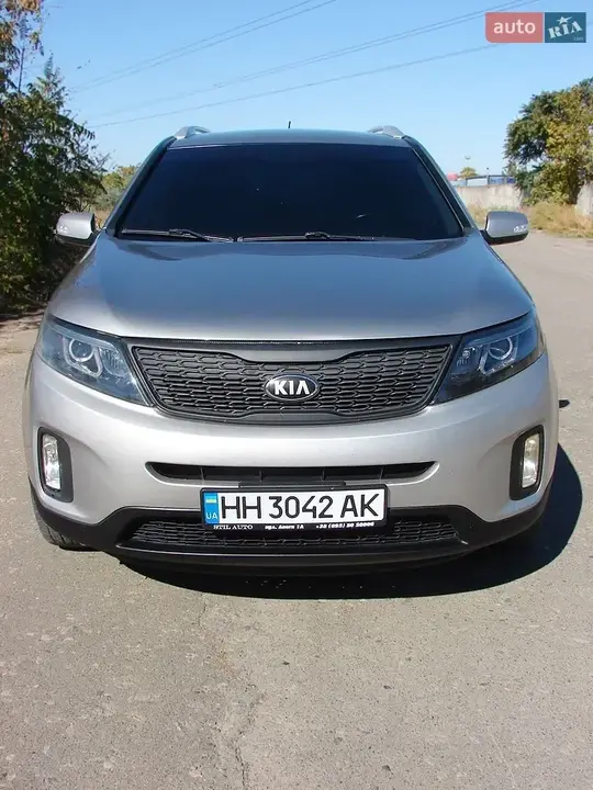 Kia Sorento 2013 photo 4