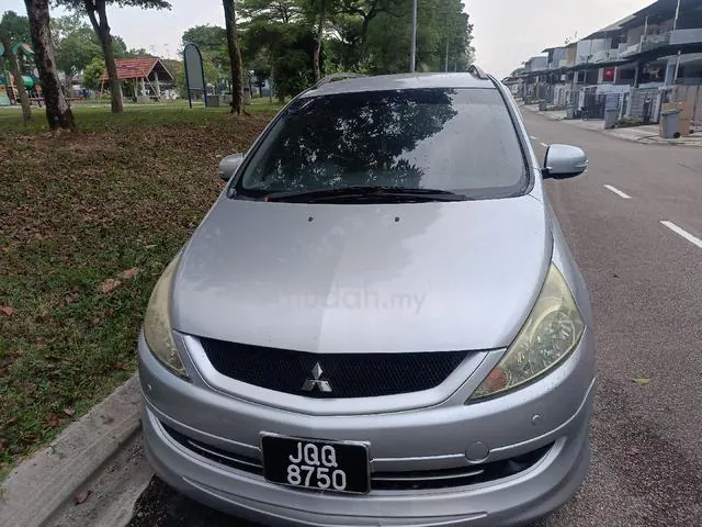 Mitsubishi Grandis