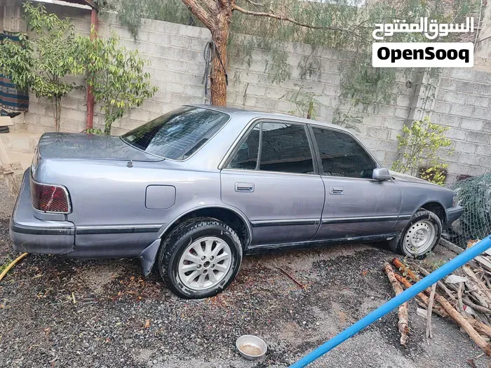 Toyota Cressida 1990 photo 4