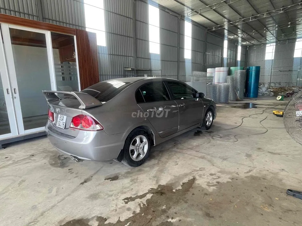 Honda Civic 2008 photo 2